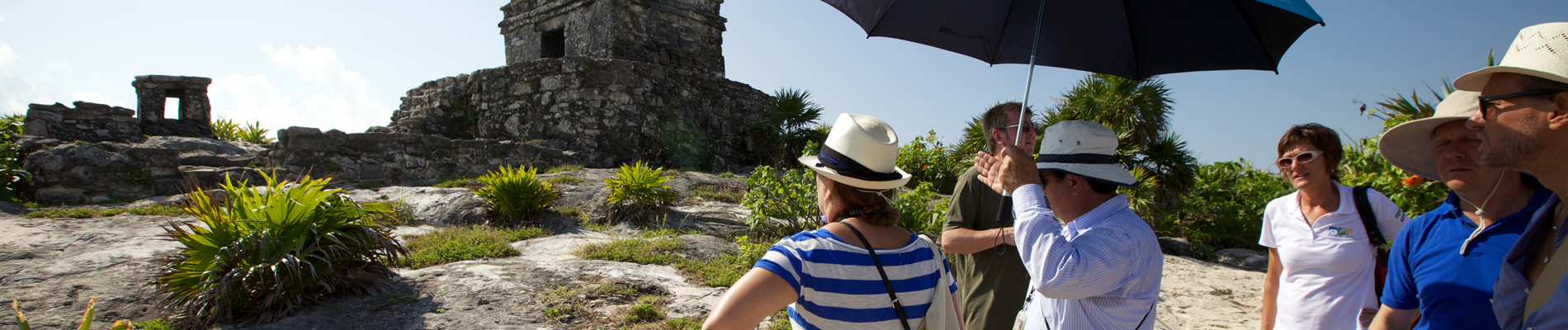 Expert guides in Mexico on private tours