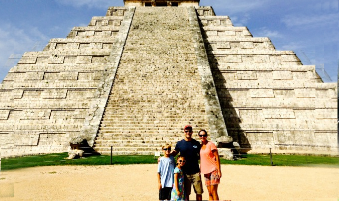 family chichen itza