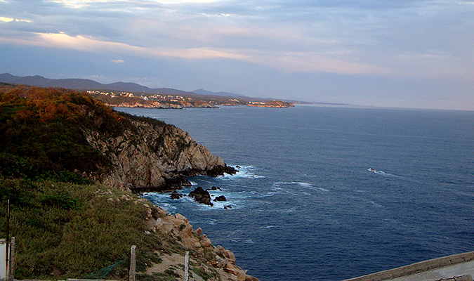 Oaxaca Huatulco Surf Mainland