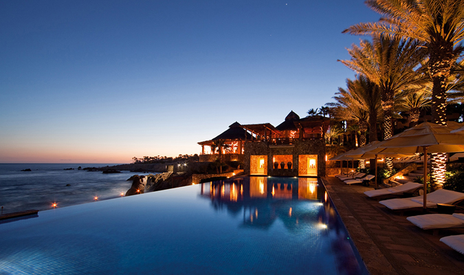 Esperanza is a secluded, world-class resort in Los Cabos that pampers you with luxurious accommodations, distinctive cuisine and the finest amenities that epitomize the relaxed spirit of the Baja lifestyle. | https://www.journeymexico.com/hotel/esperanza-resort