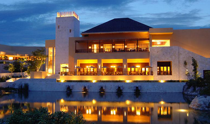 Luxury hotel in Mayakoba Mexico