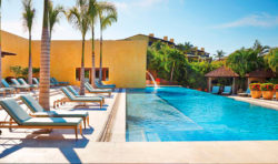 four season punta pool 2