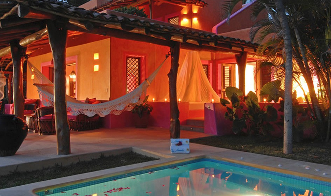 The luxury boutique hotel in Costalegre, Las Alamandas is a romantic retreat on the Pacific Coast managed as an elegant, private estate where guests are accorded the highest standards of hospitality. | https://www.journeymexico.com/hotel/las alamandas