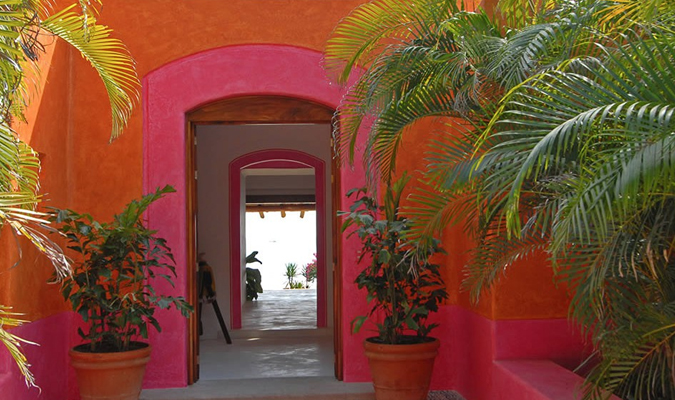 The luxury boutique hotel in Costalegre, Las Alamandas is a romantic retreat on the Pacific Coast managed as an elegant, private estate where guests are accorded the highest standards of hospitality. | https://www.journeymexico.com/hotel/las alamandas