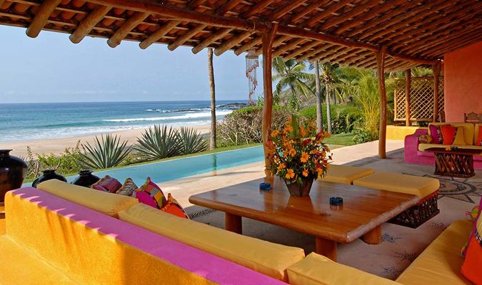 The luxury boutique hotel in Costalegre, Las Alamandas is a romantic retreat on the Pacific Coast managed as an elegant, private estate where guests are accorded the highest standards of hospitality. | https://www.journeymexico.com/hotel/las alamandas