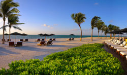 rosewood mayakoba beach
