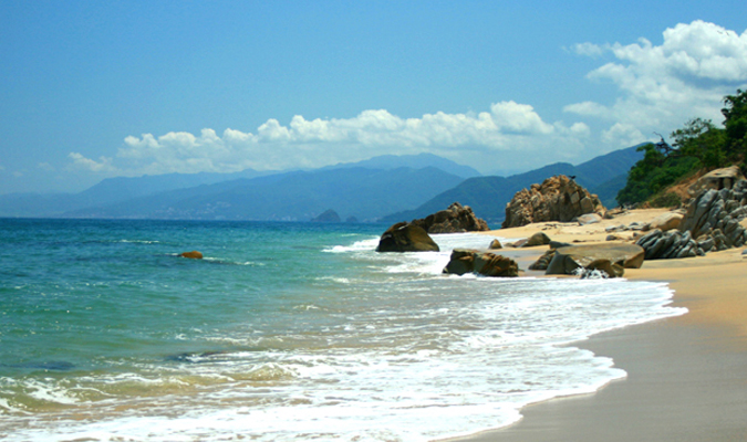 Beach yoga retreat in Mexico