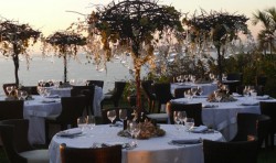 Five star Acapulco hotel   Cabo Marques