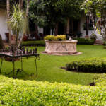 casa de la real aduana jardin