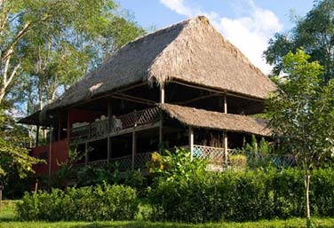 Las Guacamayas hotel