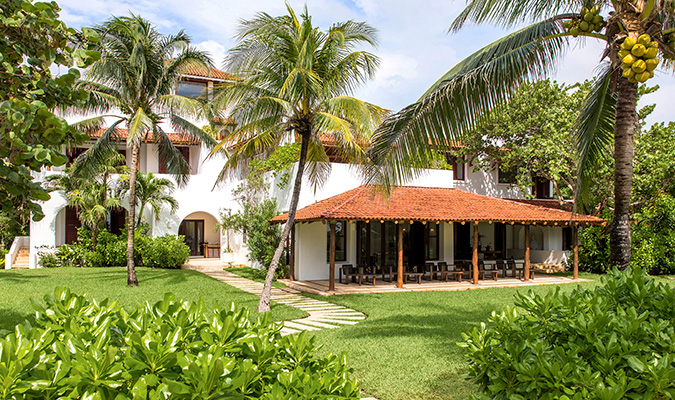 esencia main house exterior view