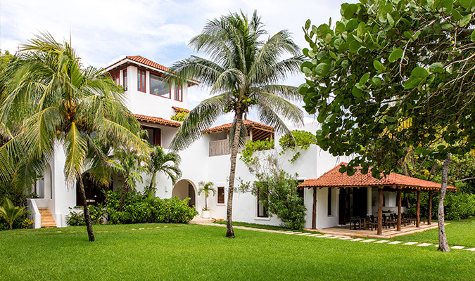 esencia main house exterior