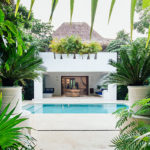 esencia pool villa