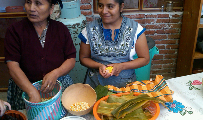 making-tortillas - Journey Mexico
