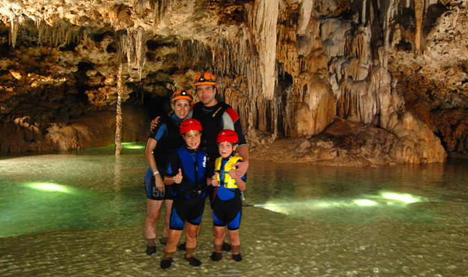 family rio secreto