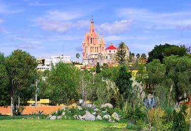 Extravagant Villa San Miguel de Allende