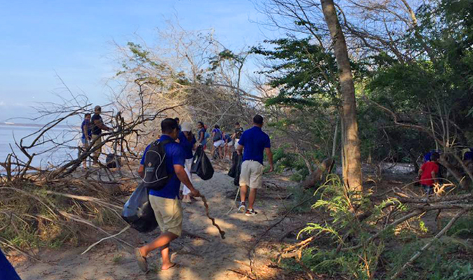 beach-cleanup-1