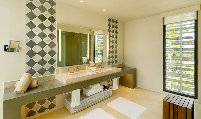 Andaz Mayakoba presidential suite bathroom