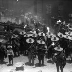 Cuerpo de rurales al mando de Carlos Rincón Gallardo, embarcan caballos rumbo a Aguascalientes, Fondo   Archivo Casasola