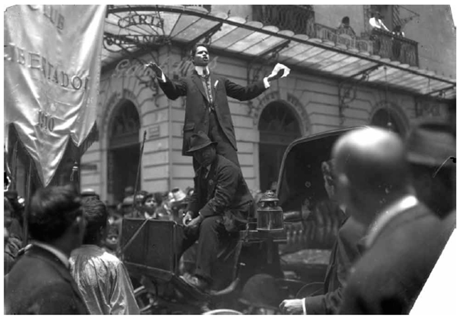 Rafael Martínez de Escobar, en un mitin, Autor Gerónimo Hernández