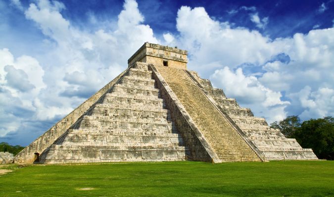 explore yucatan chichen itza