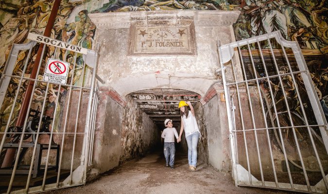 Dos Estrellas Mine