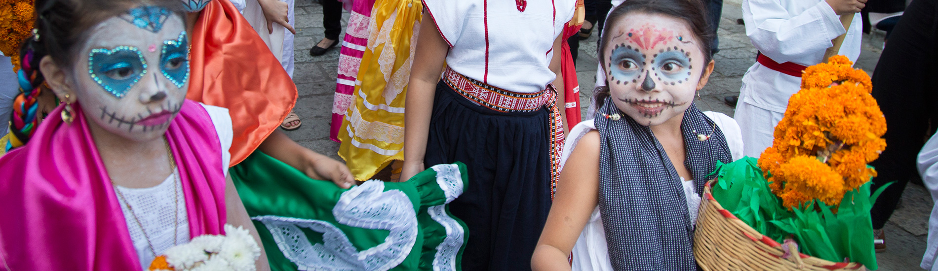 how is the day of the dead celebrated in oaxaca mexico