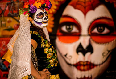 dia de muertos painted face