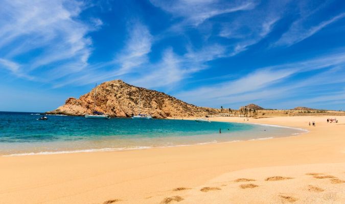 The golden sands of Santa Maria beach in Los Cabos