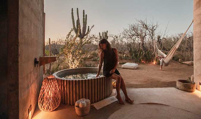 paradero todos santos jacuzzi