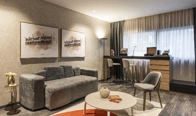 andaz mexico city condesa suite room star tv room sofa tea table sofa painting