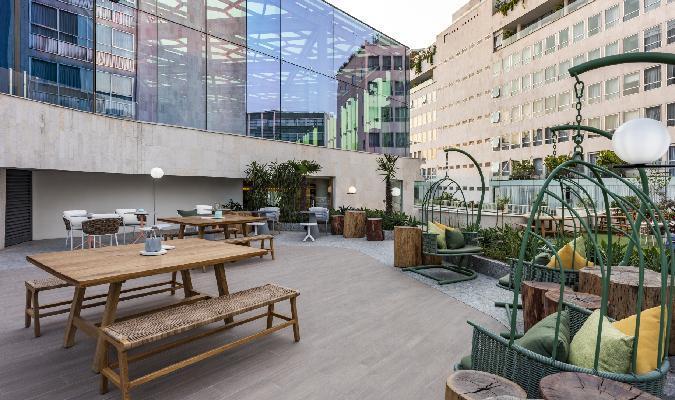 andaz mexico city condesa wooftop exterior sitting area picnic table