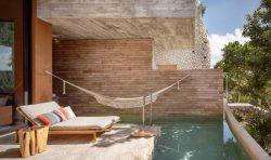 la casa de la playa beachfront