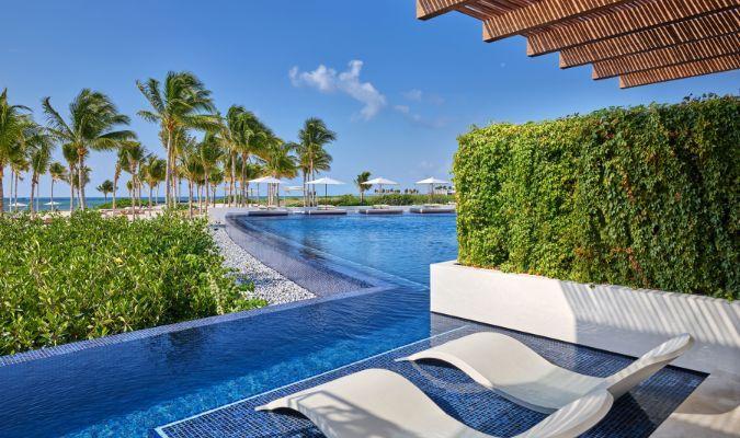 st regis kanai private pool