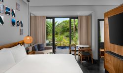 Tropical View Suite King Bed