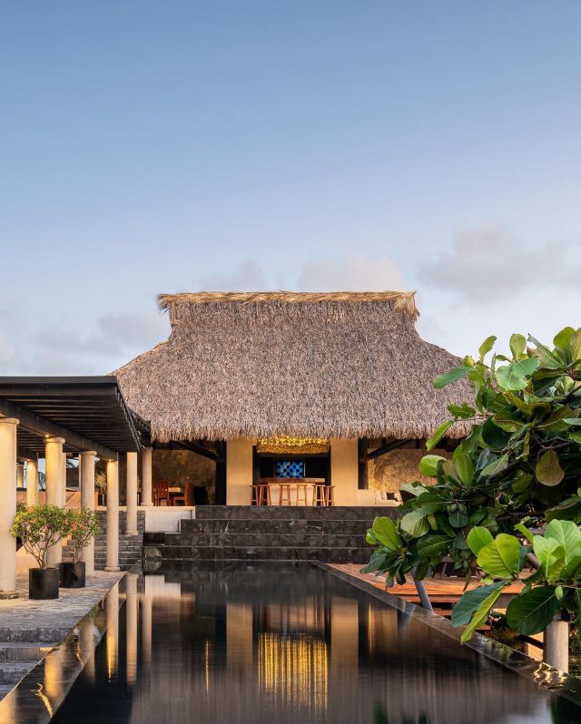 Drenched in year-round sunshine, Casa Tulum, or as we like to call it, Casa Zihuat, is where the good times roll. Life here is all about treating yourself! The architecture, made from local material, mixes the warmth of a beach bonfire with the class of a luxury resort. #VillasbyJourneyMexico ☀️

#mexico #mexicotravel #luxurytravel #travelgram #travel #traveler #travelagent #photography #view #landscape #villas