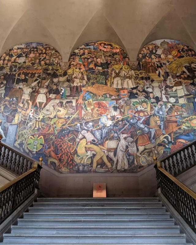 The more you know! 🌟

Epopeya del Pueblo Mexicano (The History of Mexico) by Diego Rivera is a breathtaking mural located inside the Palacio Nacional in #MexicoCity’s Historic Center. It portrays Mexico’s history from pre-Hispanic times to the post-revolution. 🇲🇽

Murals and art have always been a huge part of telling our story, capturing everything from daily life to major moments in history. And honestly, they’re still just as powerful today — a beautiful reminder of who we are and where we’ve been.